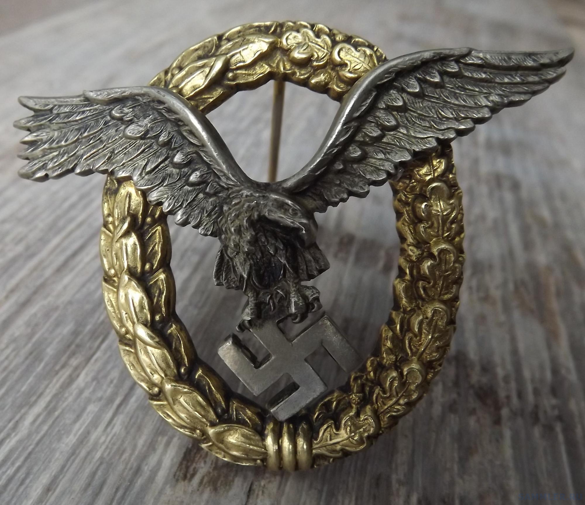Знак "Пилот самолёта" на оригинальность. - Знак Пилот самолета - SAMMLER.RU
